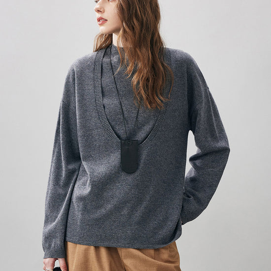 COMOBOCA Gray 100% Wool Women's Oversized U-Neck Sweater