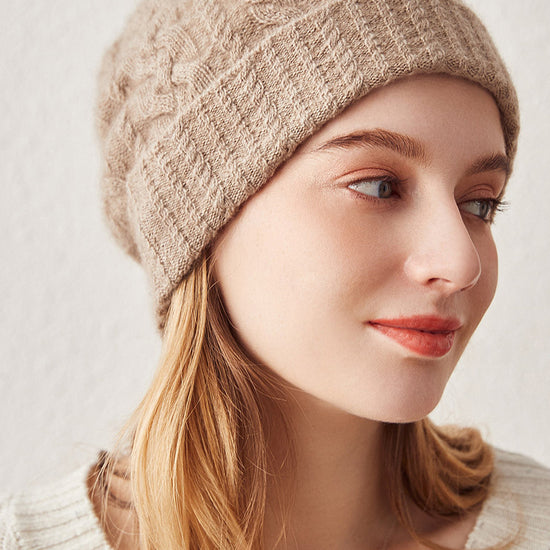 COMOBOCA 100% Cashmere Stylish Cable Knit Beanie