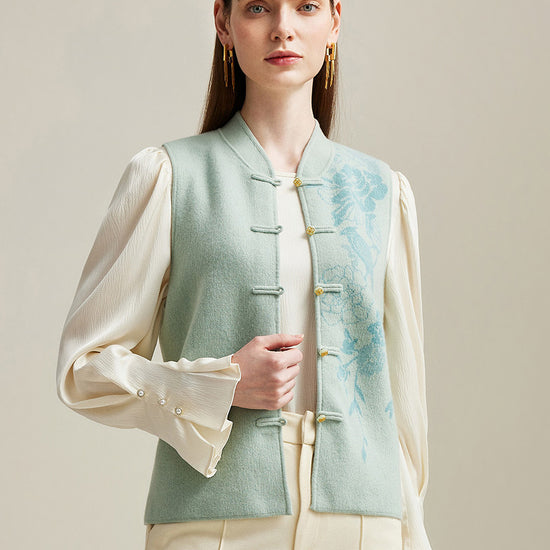 COMOBOCA Light Green 100% Cashmere Womens Intricate Embroidered Vest