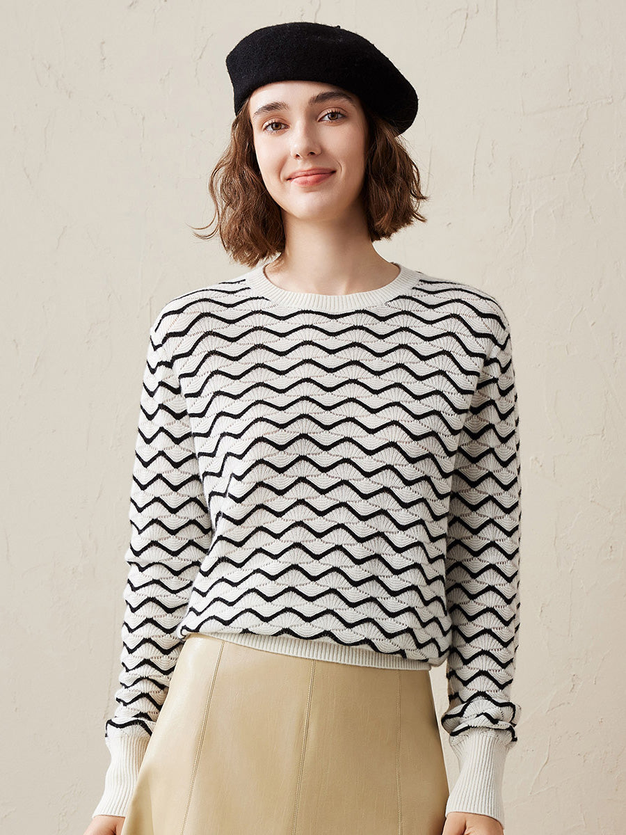 COMOBOCA Black 100% Cashmere Women's Wave Pattern Knit Sweater