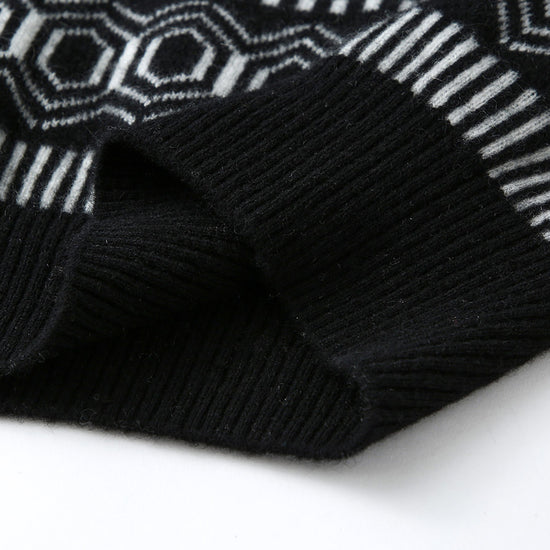COMOBOCA 100% Cashmere Women's Sweater with Abstract Design