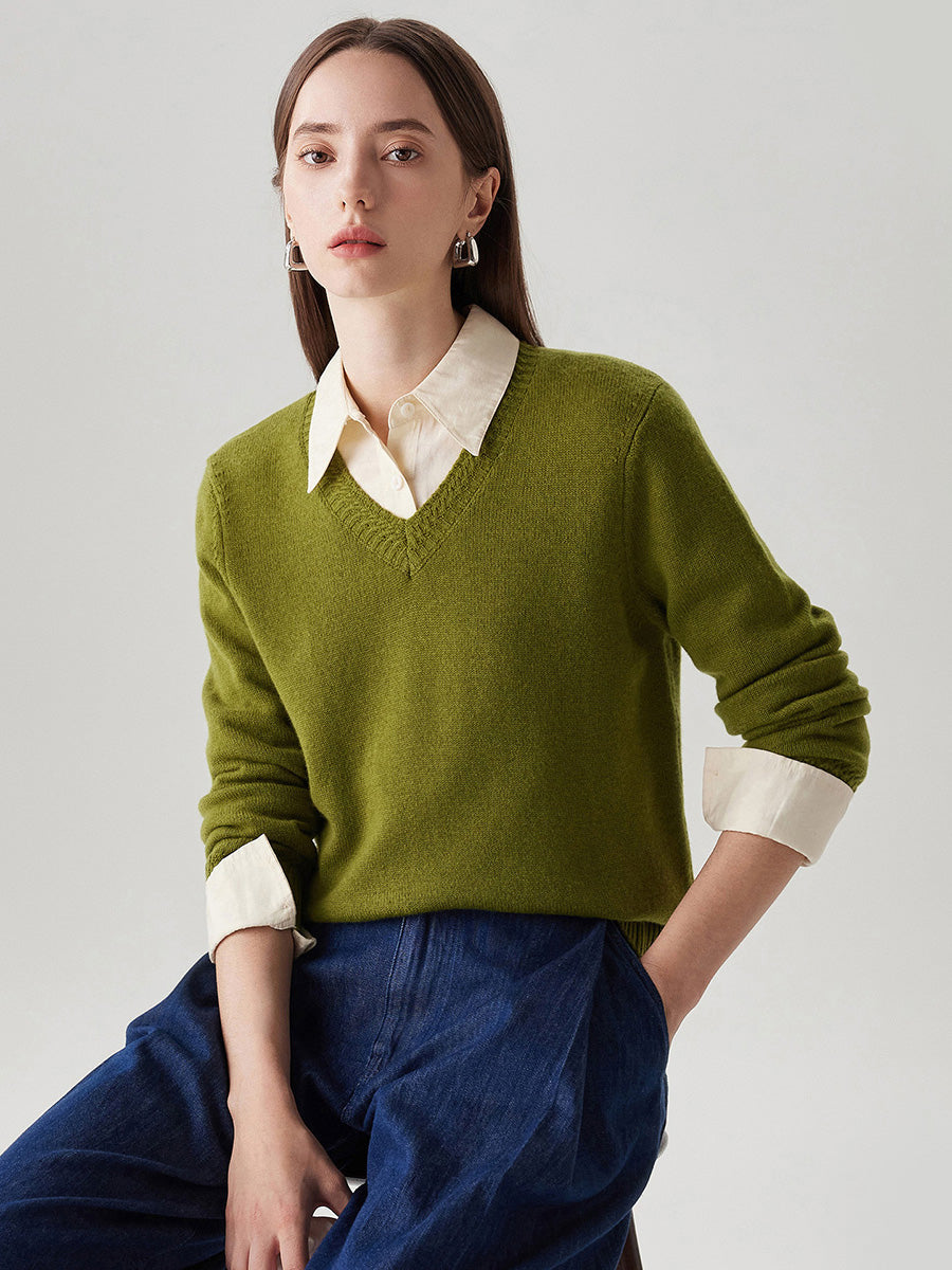 COMOBOCA 100% Wool Women's V-Neck Ribbed Knit Sweater