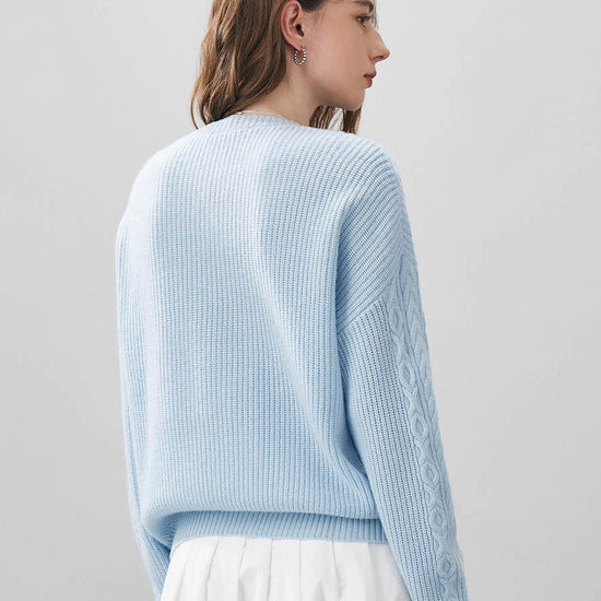 COMOBOCA 100% Wool Women's Cable Round Neck Knit Sweater