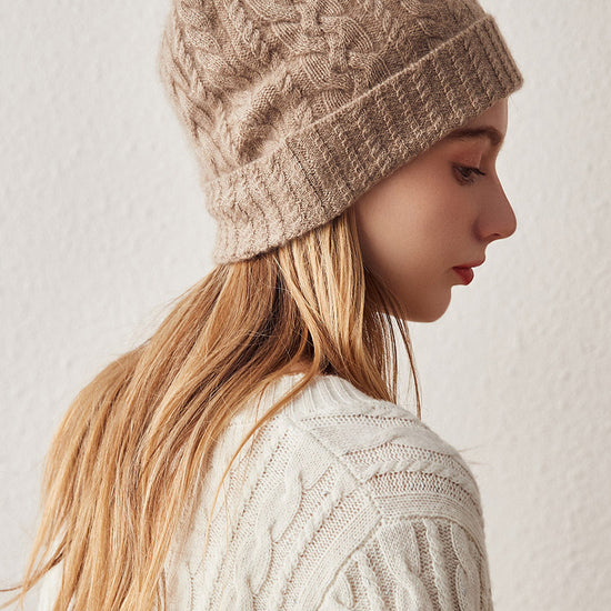 COMOBOCA 100% Cashmere Stylish Cable Knit Beanie