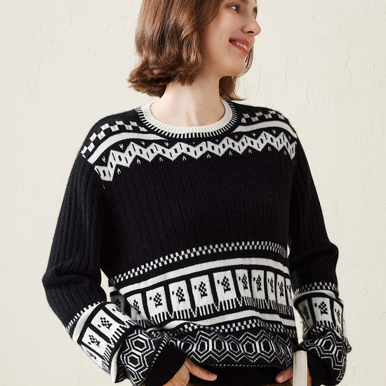 COMOBOCA 100% Cashmere Women's Sweater with Abstract Design