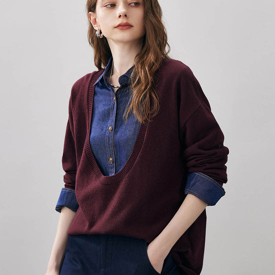 COMOBOCA 100% Wool Women's Oversized U-Neck Sweater