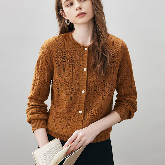 COMOBOCA Women's Chic Heart Patterned Button Cardigan