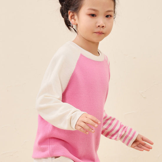 COMOBOCA 100% Wool Kid's Color Block Striped Sleeve Knit Sweater