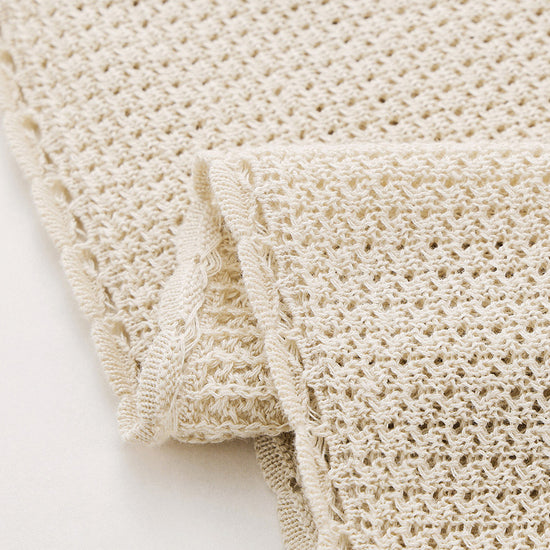 COMOBOCA Women's Openwork Round Neck Knit T-Shirt