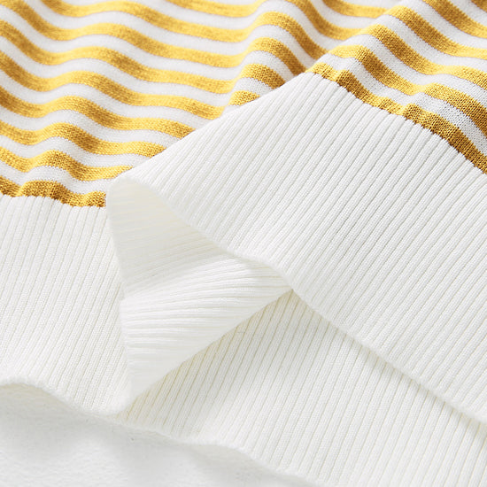 COMOBOCA Women's Contrast Stripe Knit T-Shirt