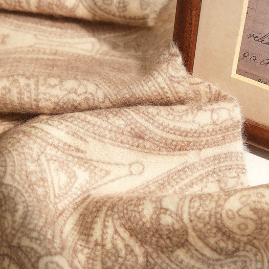 COMOBOCA 100% Cashmere Women's Paisley Pattern Fringed Scarf