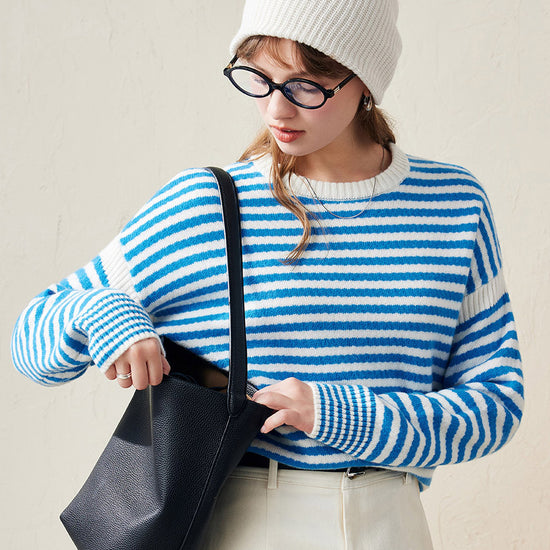 COMOBOCA Blue 100% Wool Women's Striped Knit Pullover Sweater