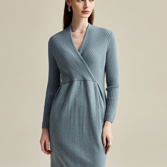 COMOBOCA 100% Cashmere Women's Knit V-Neck Midi Dress