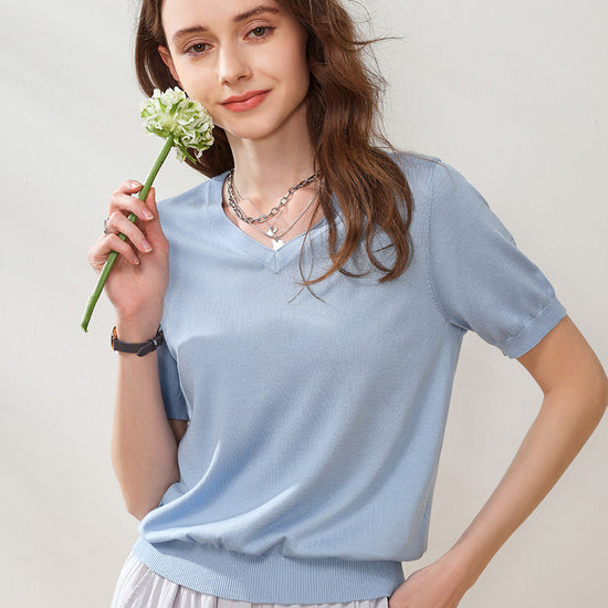 COMOBOCA Blue Women's Lyocell V-Neck Ribbed Knit T-Shirt