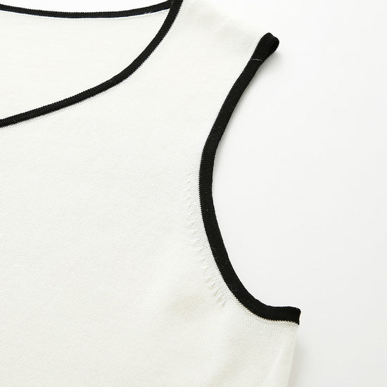 COMOBOCA Women's V-Neck Contrast Trim Tank Top