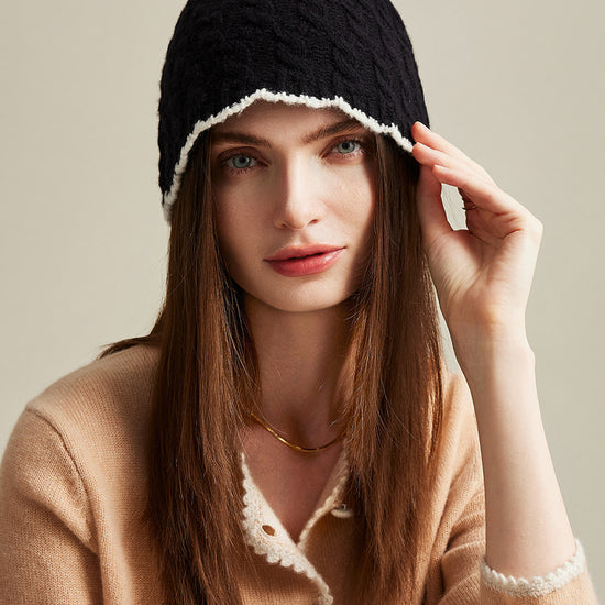 COMOBOCA Black 100% Cashmere Women's Cable Knit Beanie