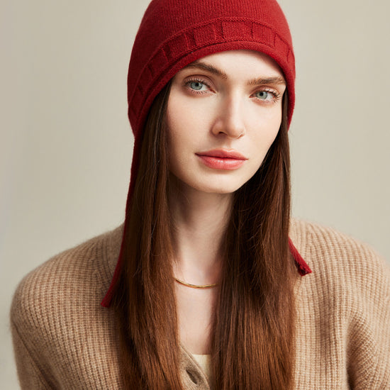 COMOBOCA Deep Red 100% Cashmere Women's Knit Beanie with Ties