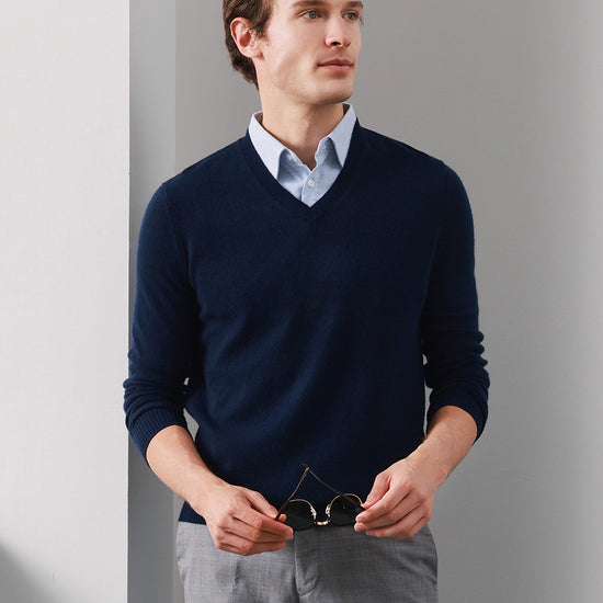 COMOBOCA NAVY BLUE 100% Cashmere Men's V-Neck Sweater