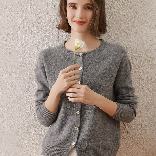 COMOBOCA 100% Wool Women's Round Neck Cardigan Sweater