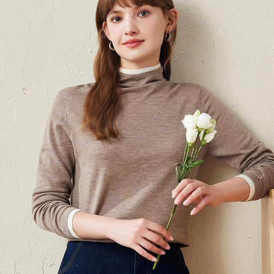 COMOBOCA Coffee Camel 100% Wool Women's Lightweight Turtleneck Sweater