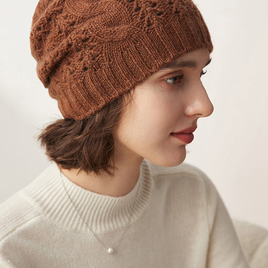 COMOBOCA Coffee 100% Cashmere Classic Cable Knit Beanie