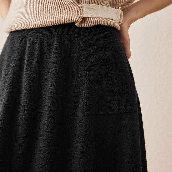 COMOBOCA 100% Cashmere Women's Knit Pleated Skirt