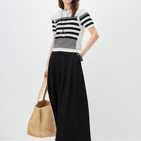 COMOBOCA Women's Contrast Stripe Knit T-Shirt