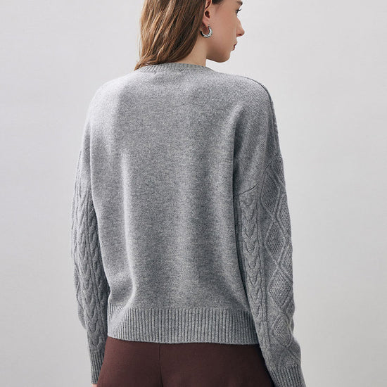 COMOBOCA 100% Wool Women's V-Neck Cable Knit Sweater