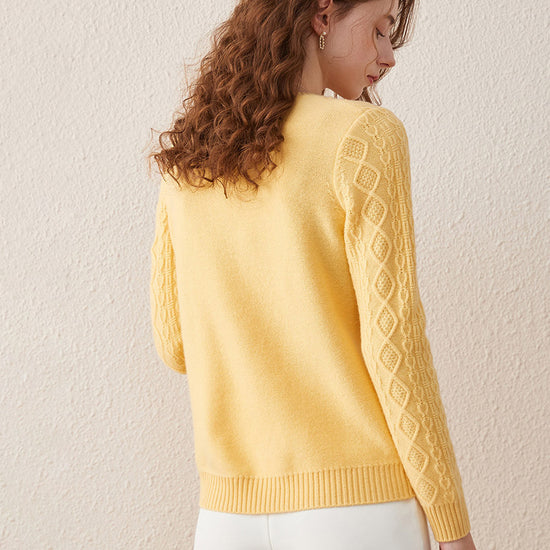 COMOBOCA 100% Wool Women's Cable Knit Sweater