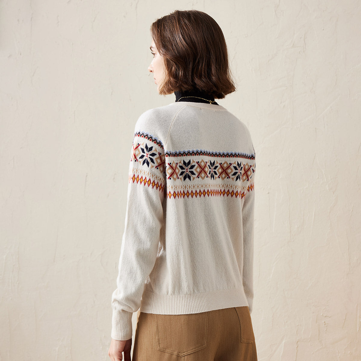 COMOBOCA 100% Cashmere Cozy Nordic Inspired Cardigan