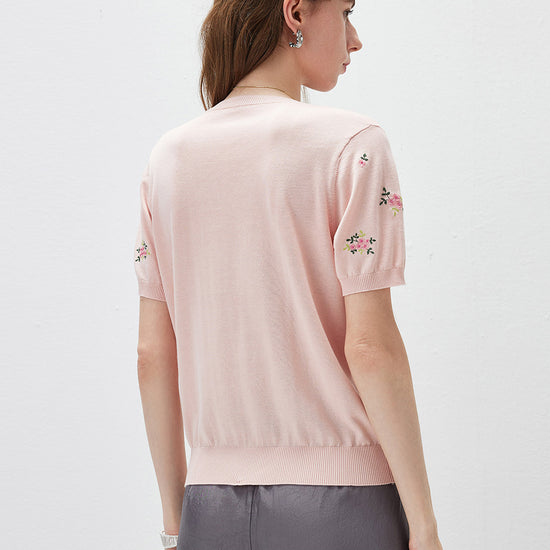 COMOBOCA Women's Floral Embroidery Knit T-Shirt