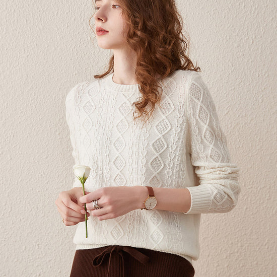 COMOBOCA 100% Wool Women's Cable Knit Sweater