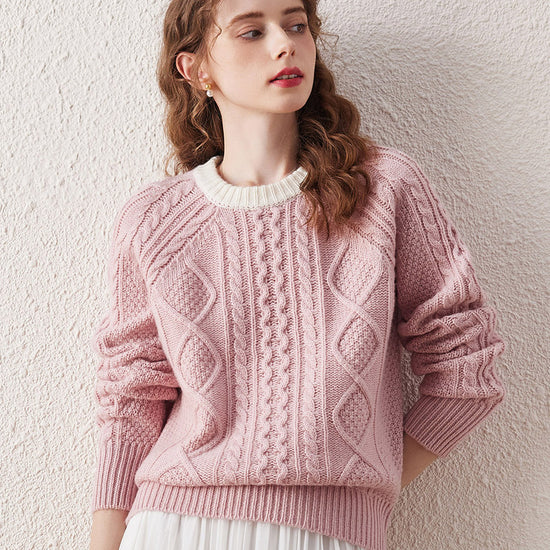 COMOBOCA 100% Wool Women's Contrast Color Cable Knit Sweater