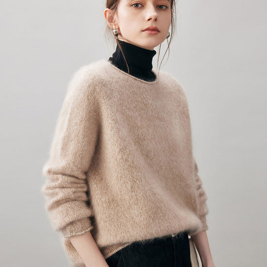 COMOBOCA 100% Wool Women's Fuzzy Round Neck Sweater