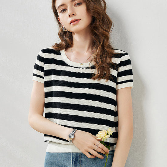 COMOBOCA Black Women's Striped Ribbed Knit T-Shirt