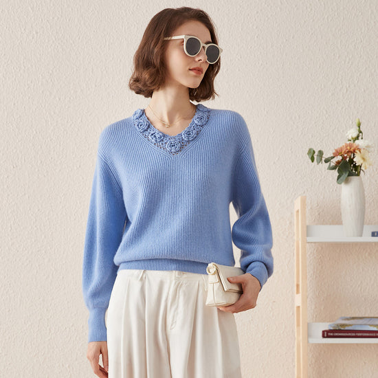COMOBOCA BLUE 100% cashmere V Neck Crochet Knit Sweater